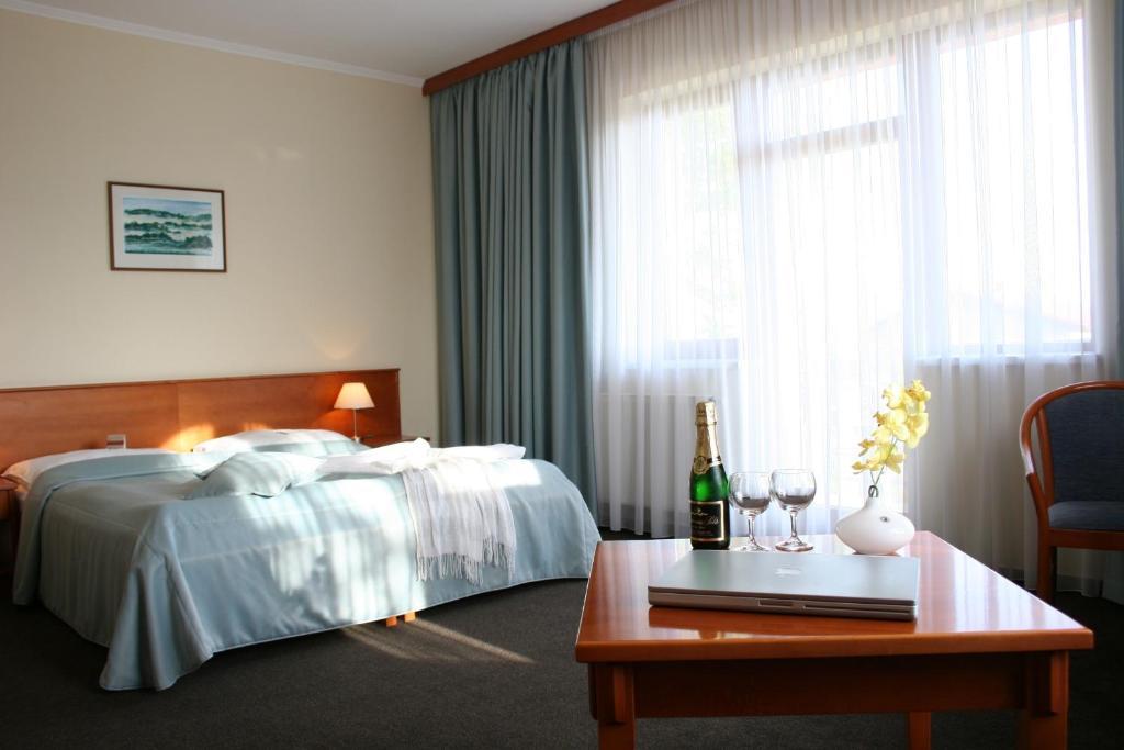 April Hotel Panorama Rychnov nad Kneznou Chambre photo