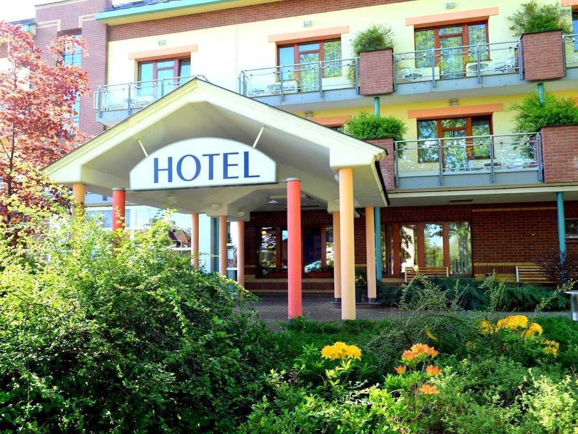 April Hotel Panorama Rychnov nad Kneznou Extérieur photo
